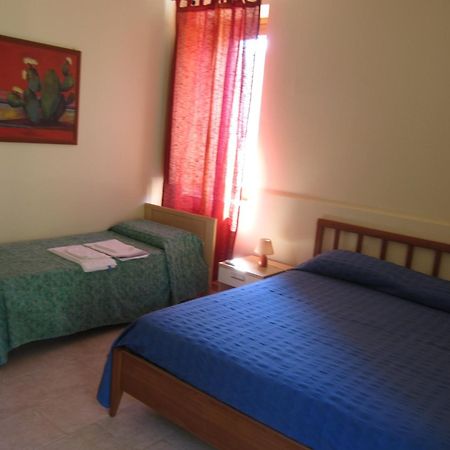 Agriturismo Torre Del Golfo Cropani Eksteriør billede