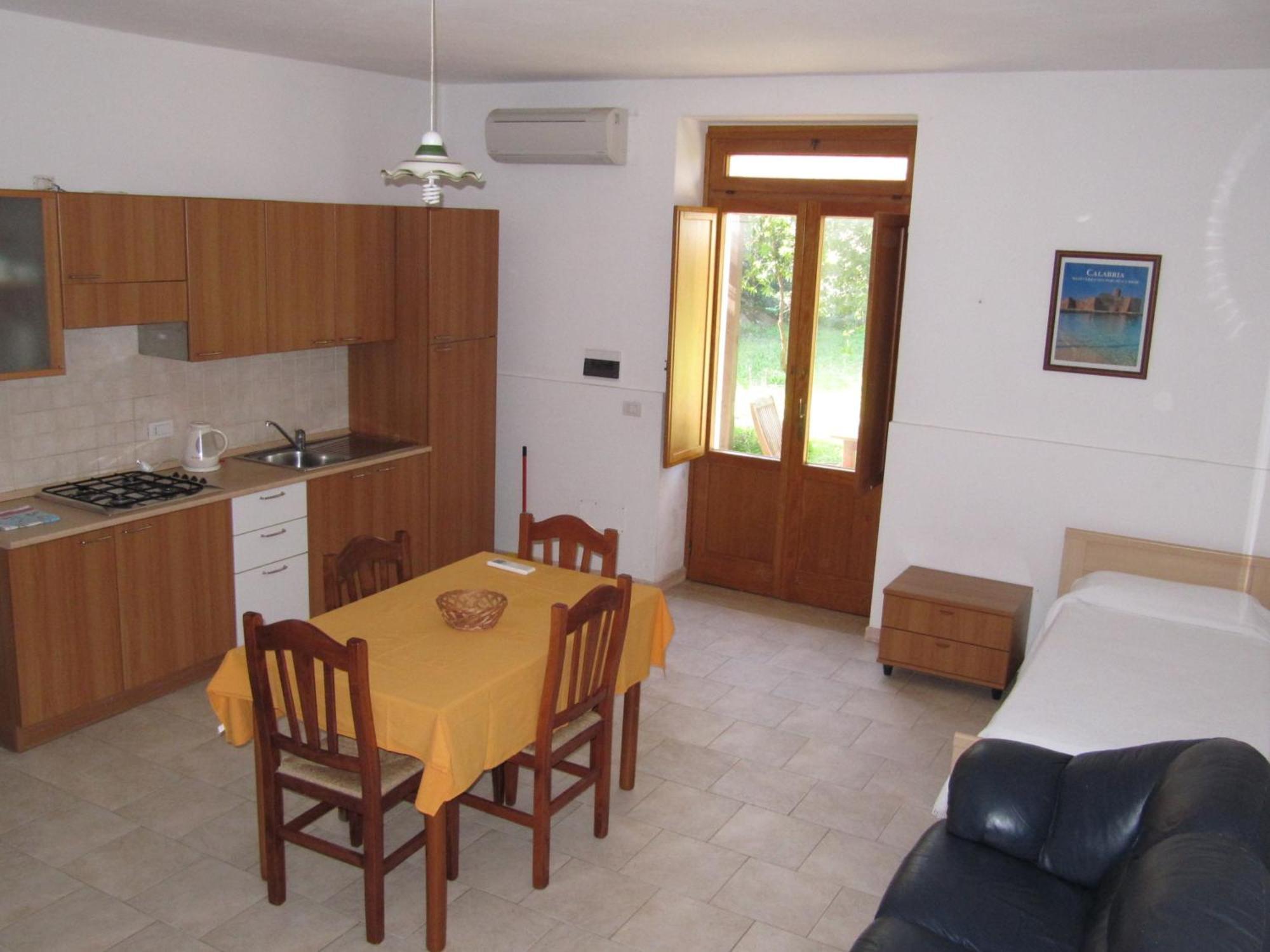 Agriturismo Torre Del Golfo Cropani Eksteriør billede