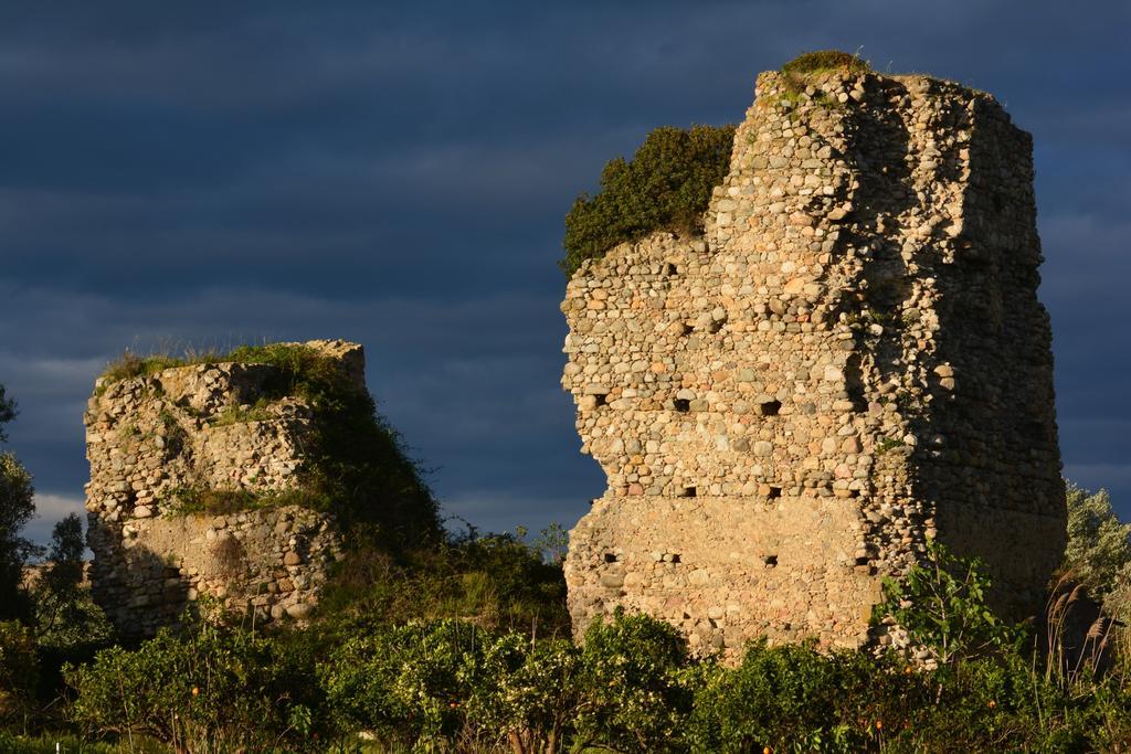 Agriturismo Torre Del Golfo Cropani Eksteriør billede