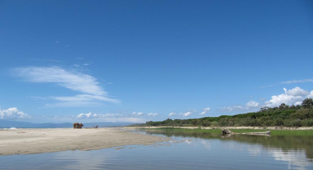Agriturismo Torre Del Golfo Cropani Eksteriør billede